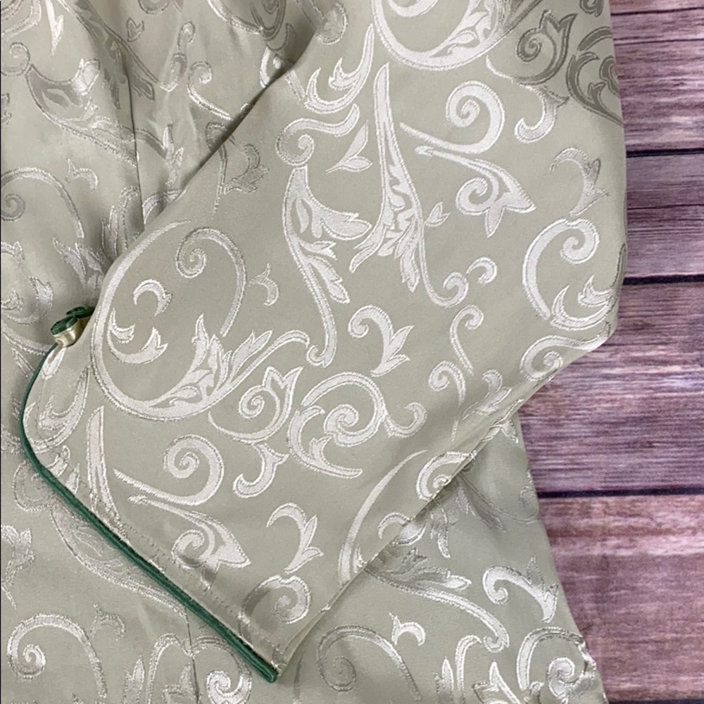 Laogudai Green Silk Chinese Blouse (14/16) - Picture 3 of 10